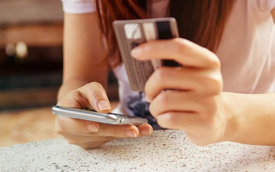 60% dos internautas brasileiros já fizeram compras in-app pelo smartphone